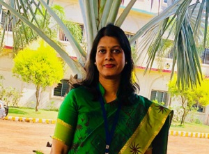 Dr. (CS) Usha Srivastava